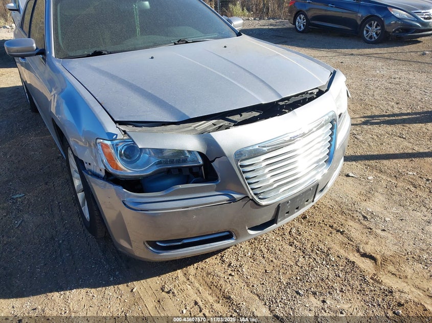 2014 CHRYSLER 300 - 2C3CCAAG5EH340189