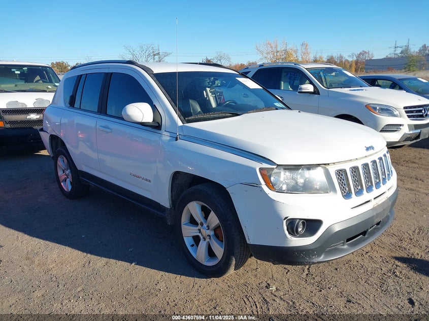 2016 Jeep Compass Latitude VIN: 1C4NJCEA5GD648135 Lot: 43607594