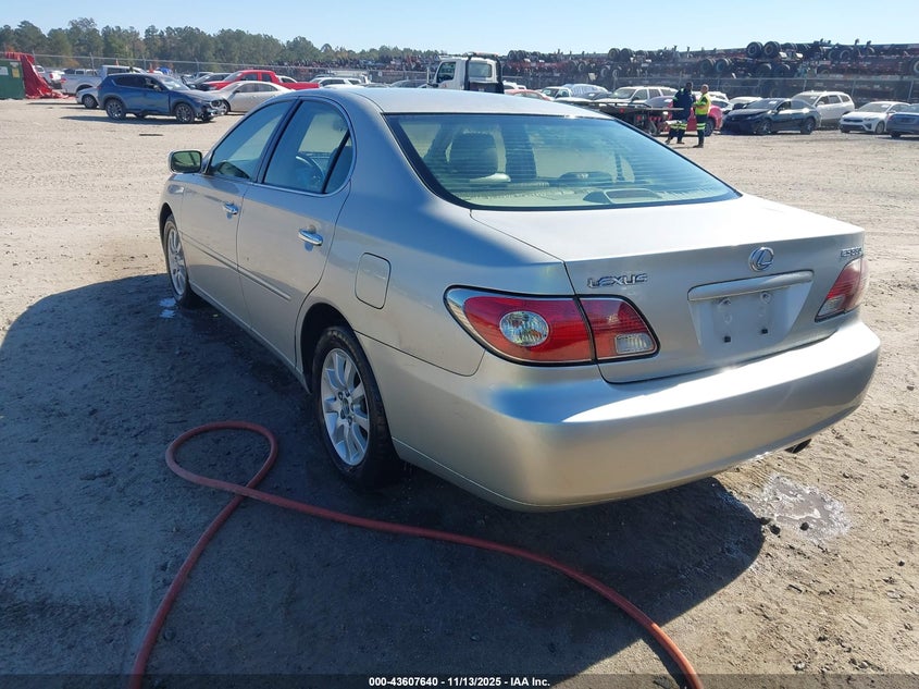 JTHBA30GX45025127 2004 LEXUS ES photo no. 3