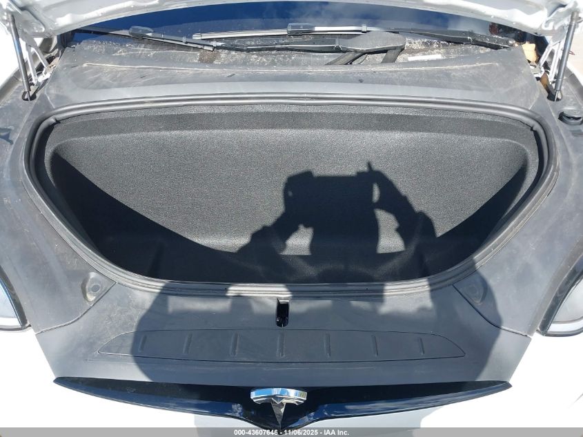 2023 Tesla Model X Plaid Tri Motor All-Wheel Drive VIN: 7SAXCBE69PF376161 Lot: 43607646