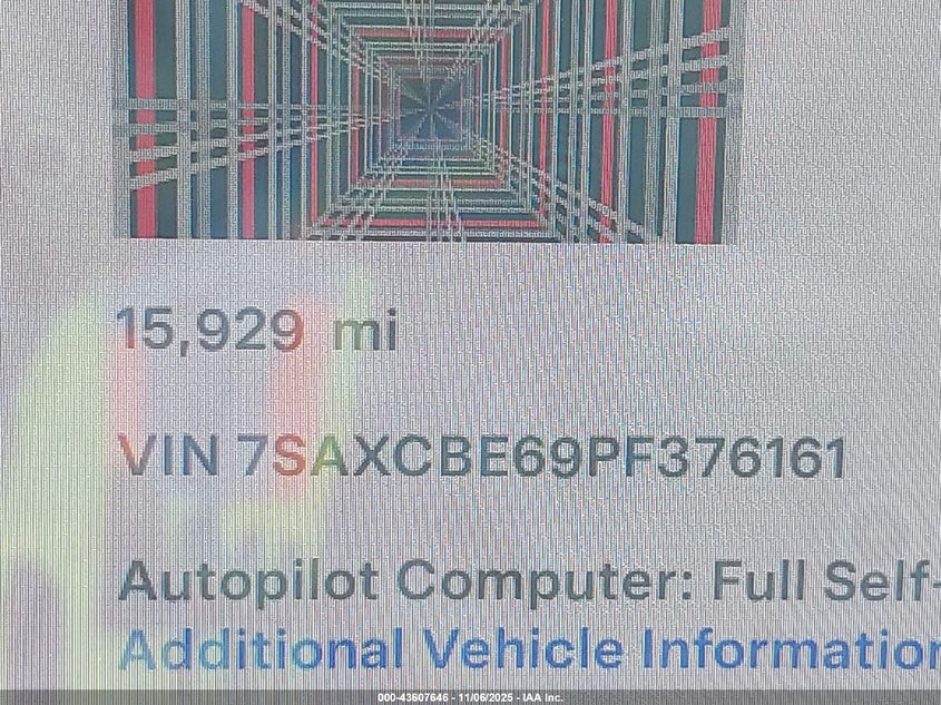 2023 Tesla Model X Plaid Tri Motor All-Wheel Drive VIN: 7SAXCBE69PF376161 Lot: 43607646