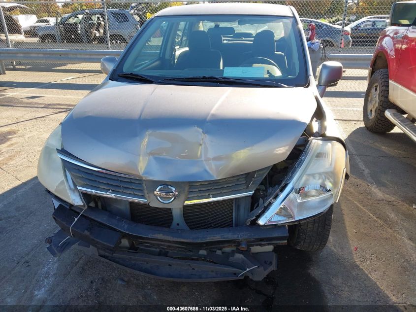 2009 Nissan Versa 1.8S VIN: 3N1BC11EX9L383125 Lot: 43607686