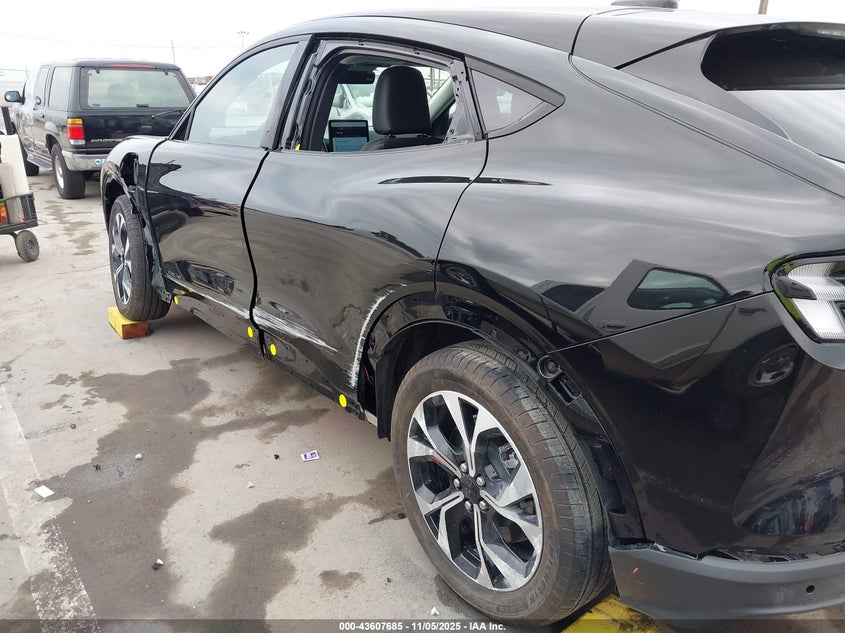 2025 FORD MUSTANG MACH-E SELECT - 3FMTK1R47SMA31955