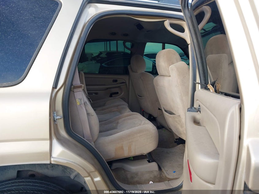 2005 Chevrolet Tahoe Ls VIN: 1GNEC13V25R253695 Lot: 43607692