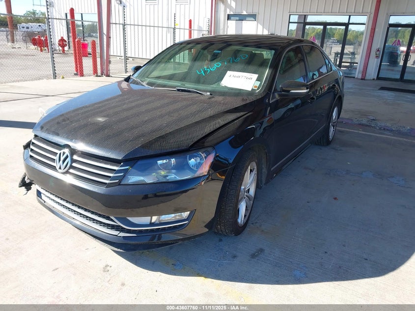 1VWBS7A32FC003992 2015 VOLKSWAGEN PASSAT photo no. 2