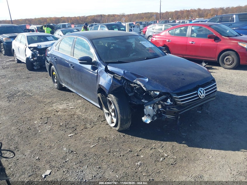 2014 VOLKSWAGEN PASSAT 1.8T WOLFSBURG EDITION - 1VWAT7A37EC05562
