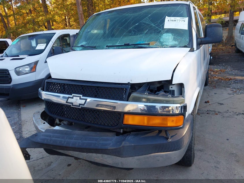 2005 Chevrolet Express VIN: 1GAHG39U851217540 Lot: 43607779