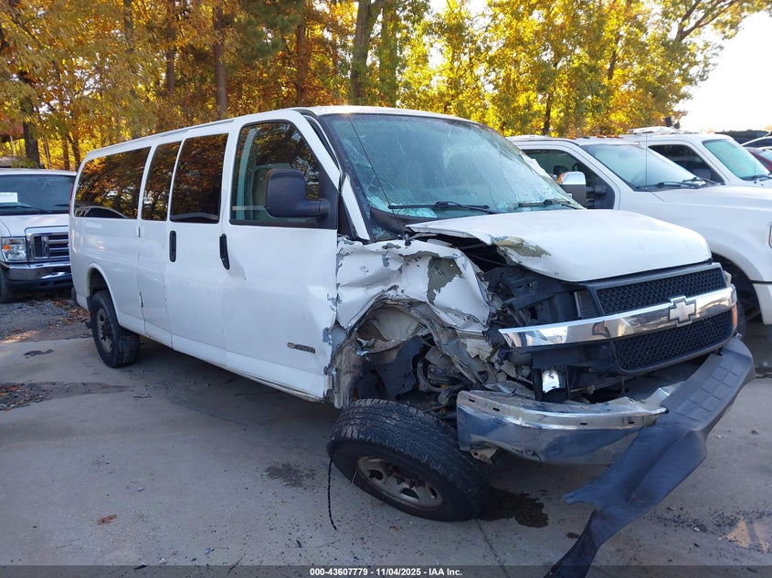 2005 Chevrolet Express VIN: 1GAHG39U851217540 Lot: 43607779