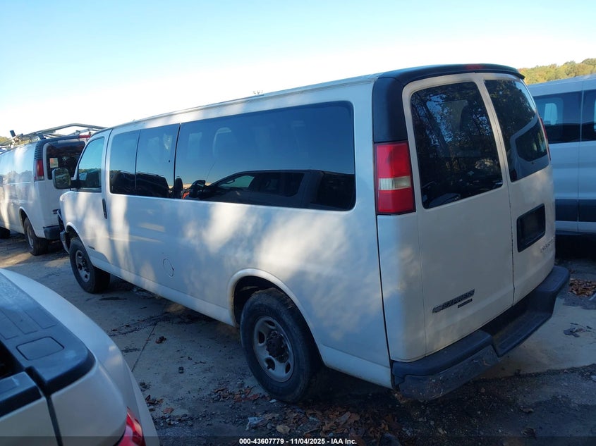 2005 Chevrolet Express VIN: 1GAHG39U851217540 Lot: 43607779
