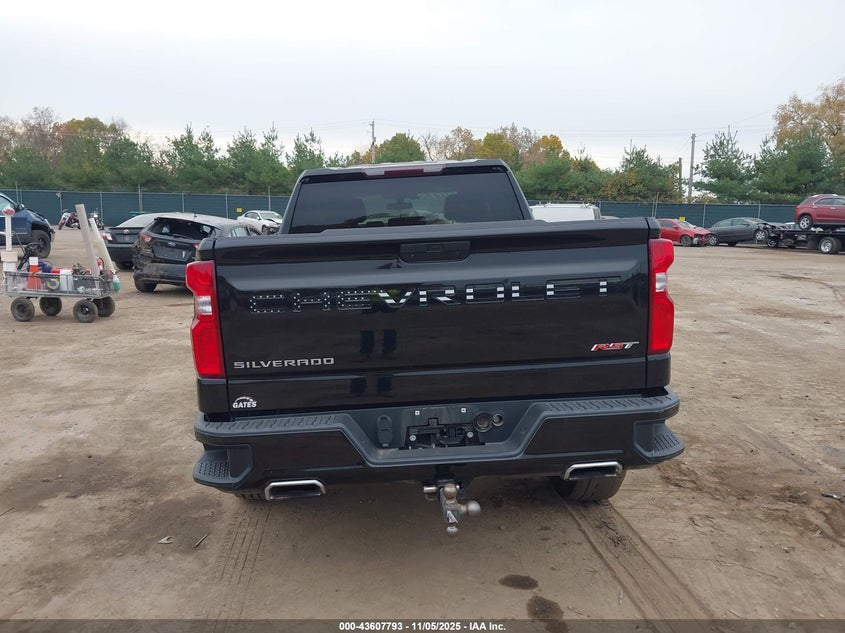 2020 CHEVROLET SILVERADO 1500 4WD  STANDARD BED RST - 1GCRYEED4LZ118481