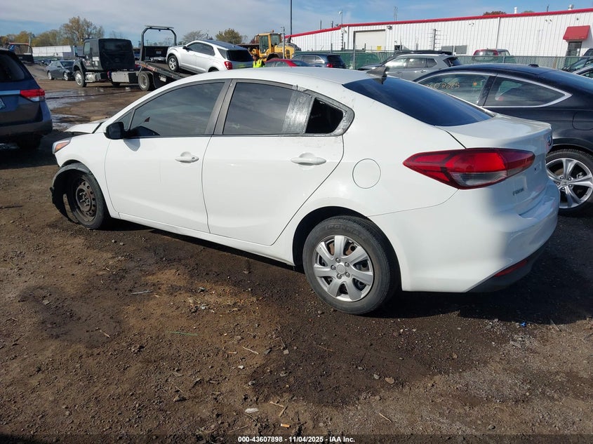 2017 KIA FORTE LX - 3KPFK4A76HE013782