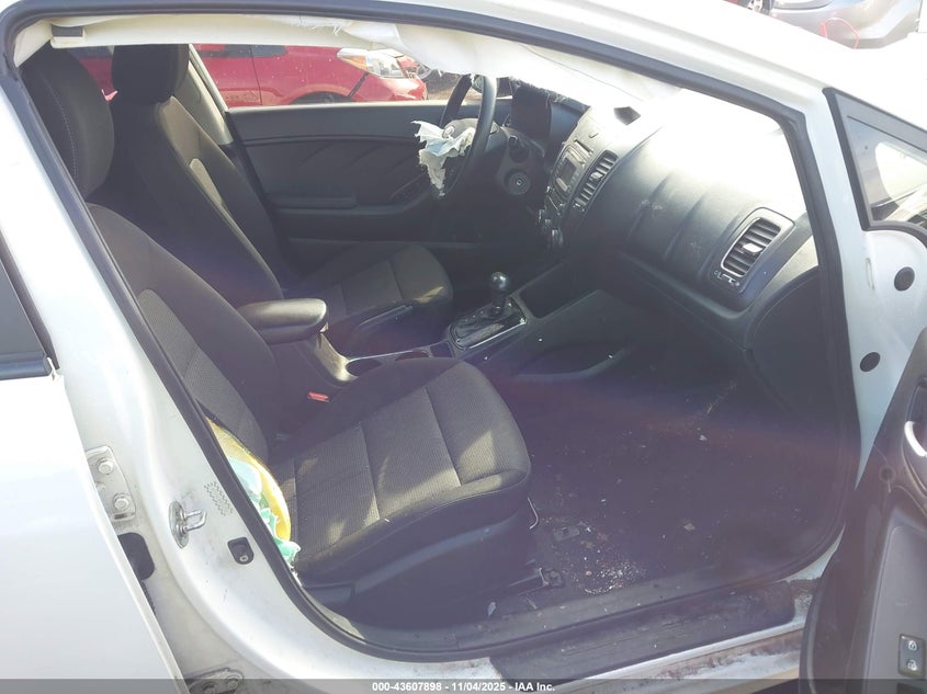 2017 KIA FORTE LX - 3KPFK4A76HE013782