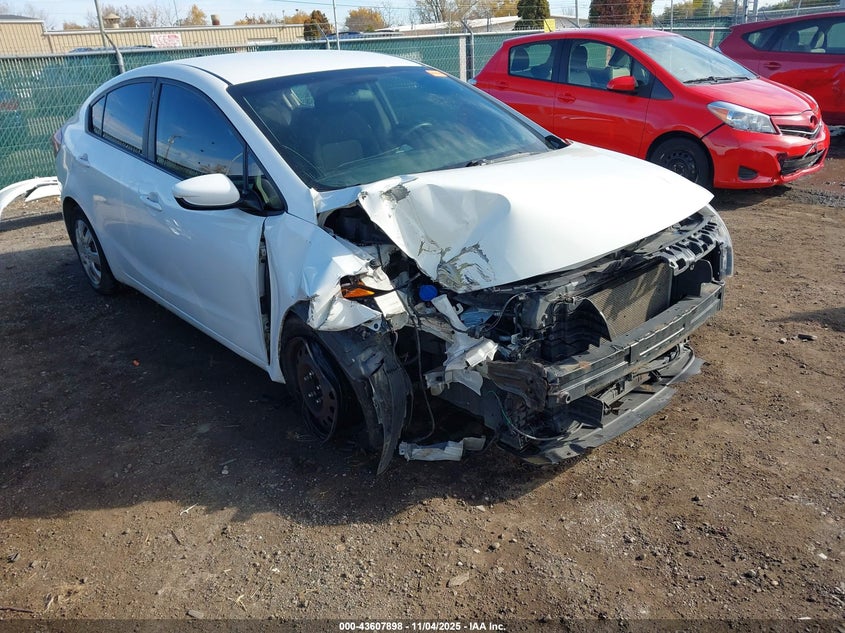 2017 KIA FORTE LX - 3KPFK4A76HE013782