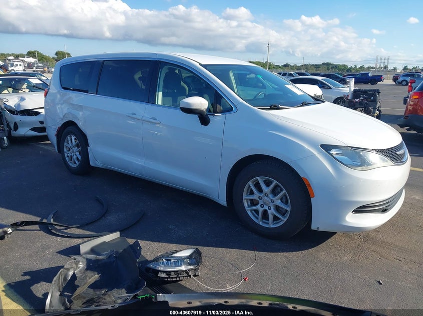 2018 CHRYSLER PACIFICA LX - 2C4RC1CG5JR113382