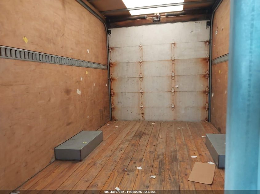 2019 Chevrolet Express Cutaway Work Van VIN: 1GB0GRFG4K1260018 Lot: 43607952