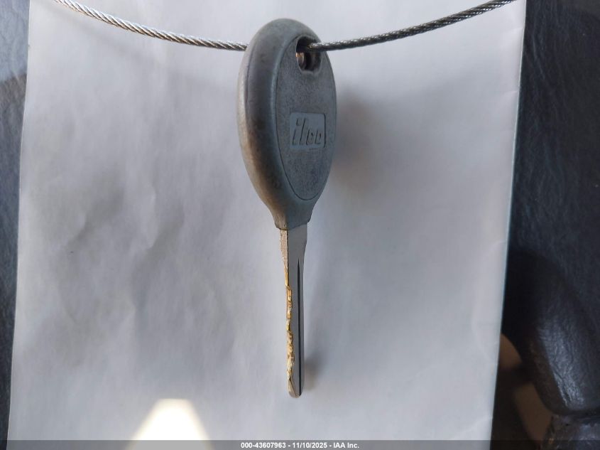 2001 Jeep Grand Cherokee Limited VIN: 1J4GX58N21C736472 Lot: 43607963