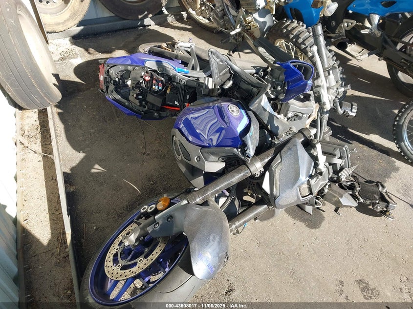 2025 YAMAHA MT09 - JYARN94E5SA002449