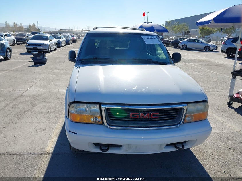 1998 GMC Jimmy Slt VIN: 1GKDT13W4W2524543 Lot: 43608028