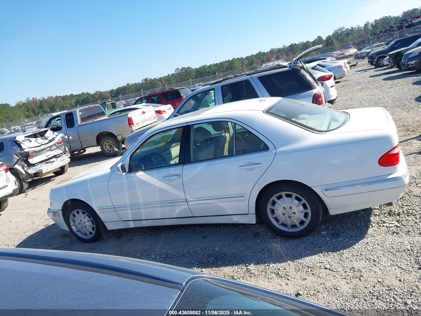 WDBJF65J51B211111 2001 MERCEDES-BENZ E-KLASSE photo no. 14