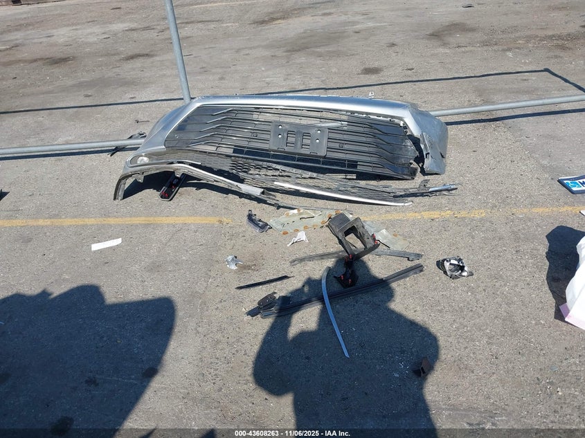 2024 TOYOTA SIENNA LIMITED 5TDZRKEC9RS183551