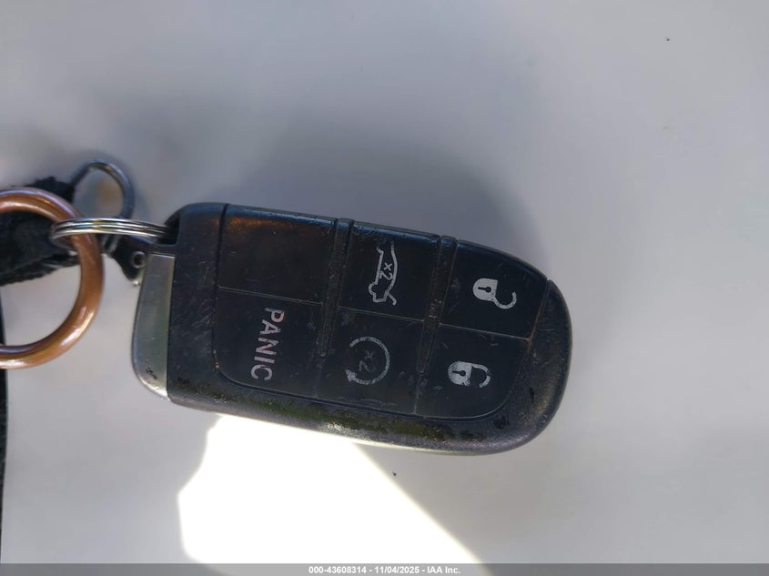 2013 CHRYSLER 300C AWD 2C3CCAKG3DH645185