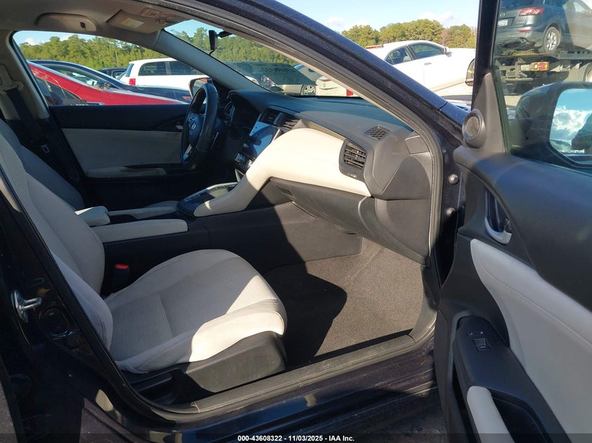 2019 HONDA INSIGHT EX - 19XZE4F59KE029011