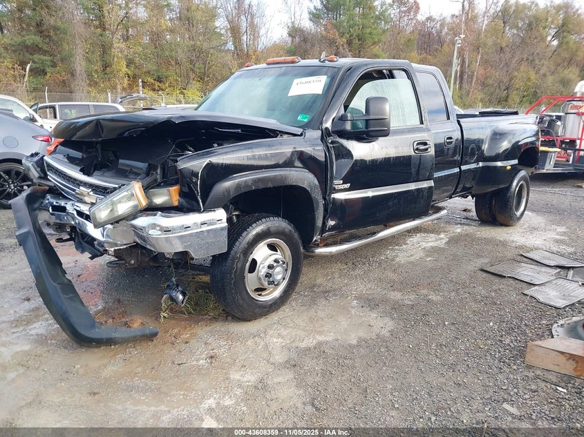 1GCJC33D67F156577 2007 CHEVROLET SILVERADO photo no. 2