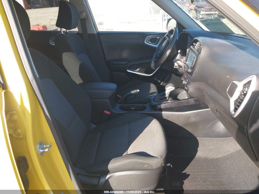 2020 KIA SOUL LX KNDJ23AU7L7115711