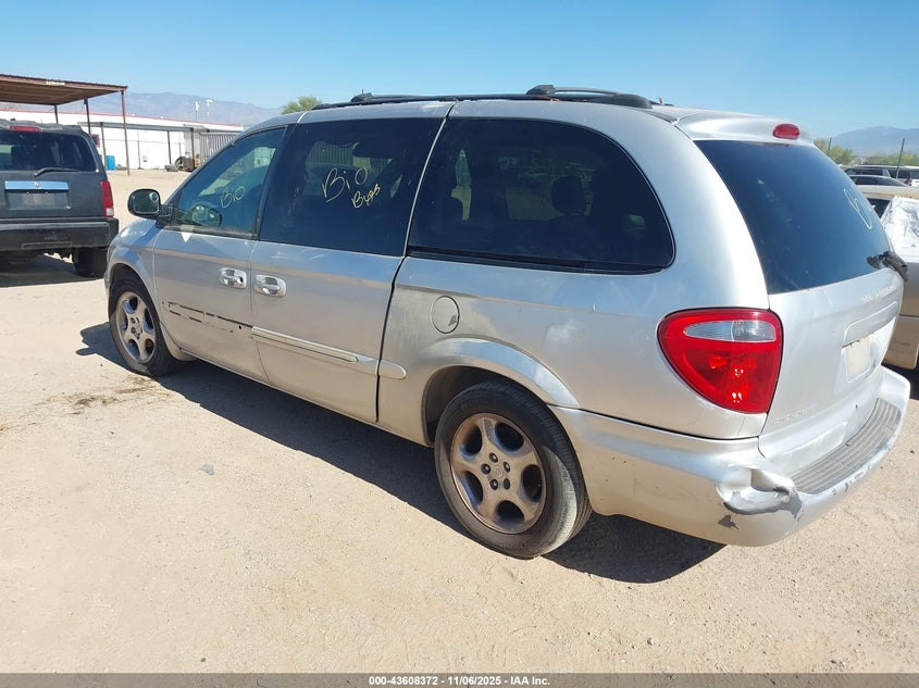 2B8GP54L62R649463 2002 DODGE CARAVAN photo no. 3