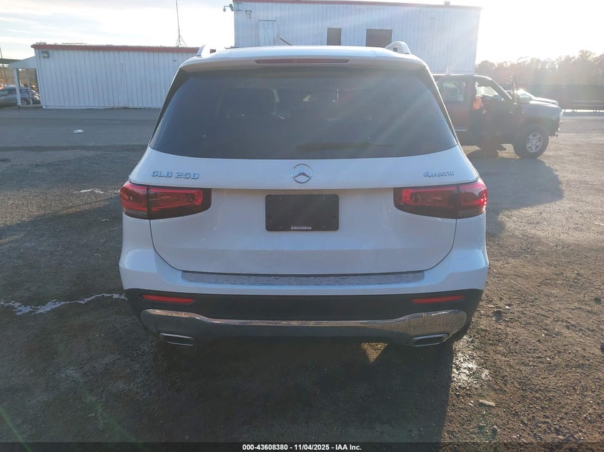 2023 MERCEDES-BENZ GLB 250 4MATIC W1N4M4HB8PW322260