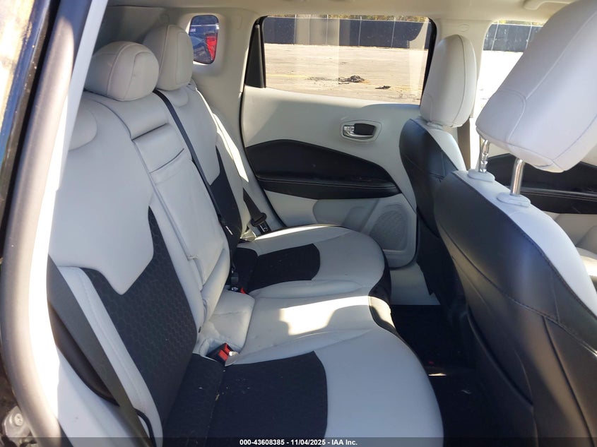 2019 JEEP COMPASS SUN AND WHEEL FWD - 3C4NJCBB9KT679565