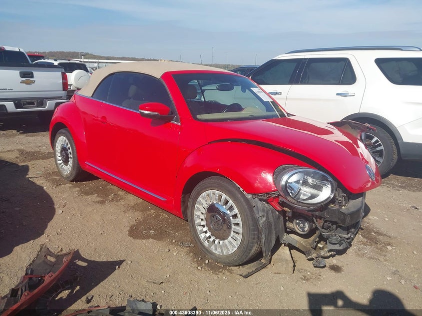 2014 VOLKSWAGEN BEETLE 2.5L - 3VW5P7ATXEM801815