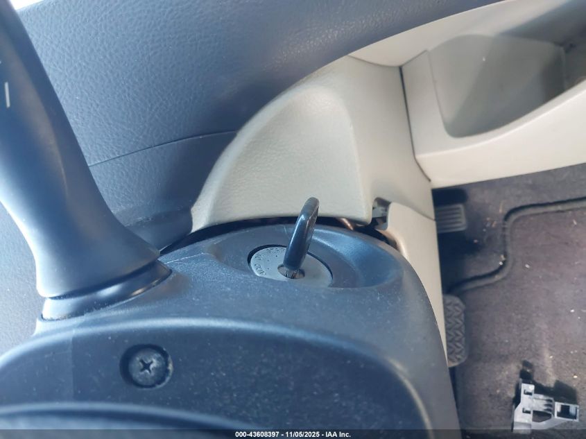 2008 Toyota Yaris VIN: JTDBT923481289370 Lot: 43608397