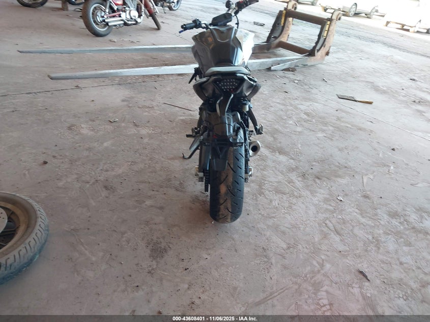 2022 Yamaha Mt07 VIN: JYARM32E1NA005615 Lot: 43608401