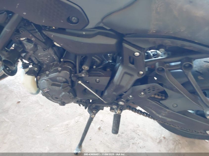 2022 Yamaha Mt07 VIN: JYARM32E1NA005615 Lot: 43608401