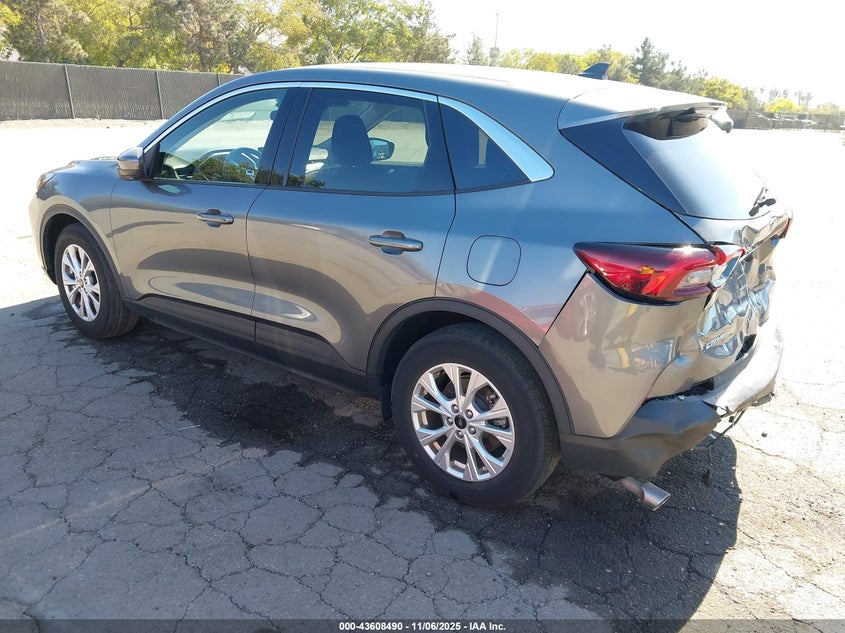 1FMCU0GN2PUB13370 2023 FORD ESCAPE photo no. 3