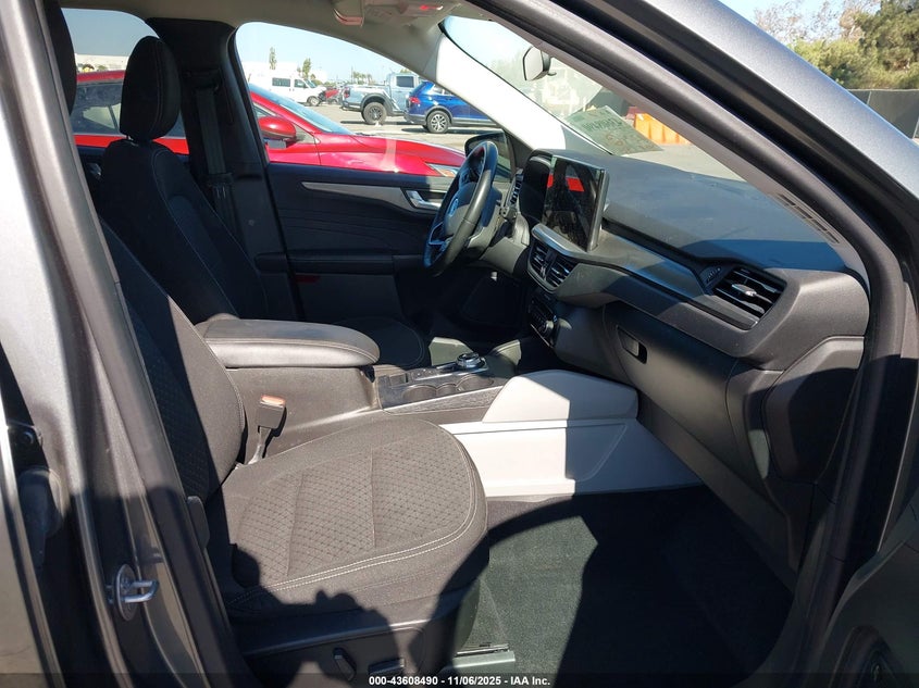 1FMCU0GN2PUB13370 2023 FORD ESCAPE photo no. 5