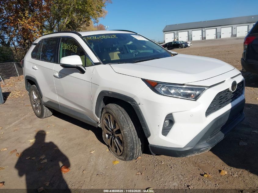 TOYOTA RAV4 XLE PREMIUM