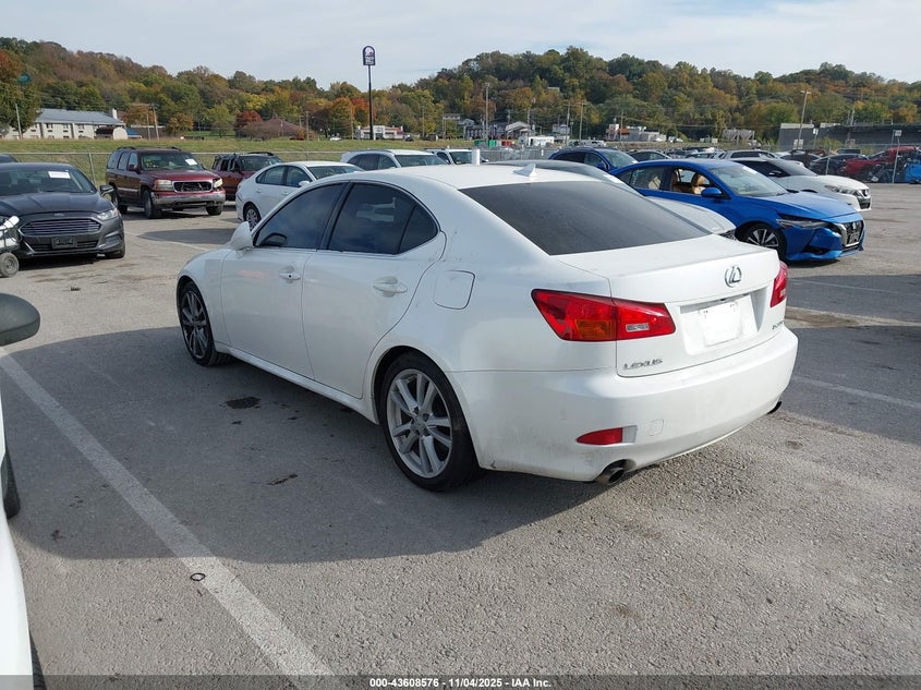 JTHBE262572008056 2007 LEXUS IS photo no. 3