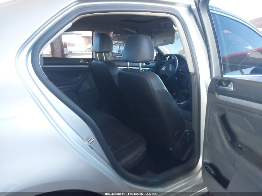 2007 Volkswagen Jetta Wolfsburg Edition VIN: 3VWEG71KX7M122802 Lot: 43608611