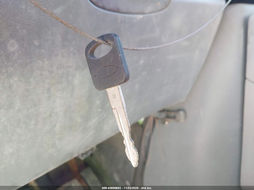 2004 Ford E-350 Super Duty Commercial/Recreational VIN: 1FTSS34L44HA95999 Lot: 43608692