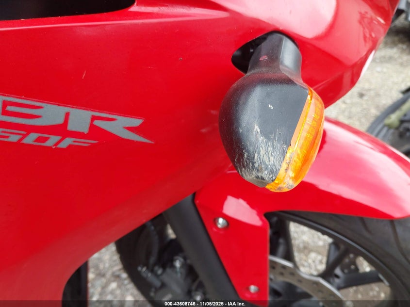 2015 Honda Cbr650 F VIN: MLHRC7402F5100644 Lot: 43608746