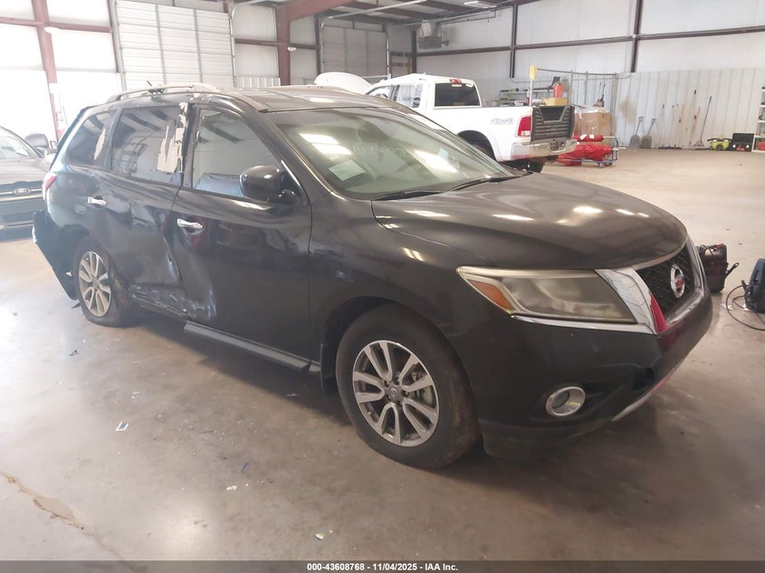 2015 NISSAN PATHFINDER auction photo 1