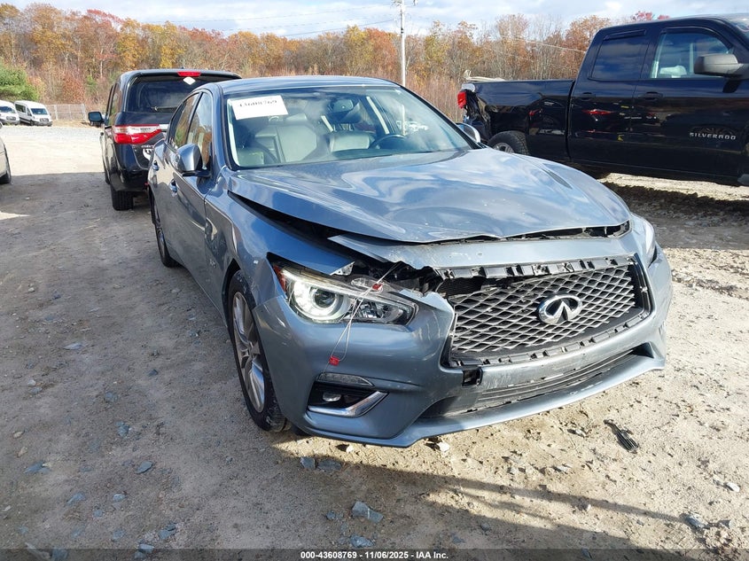 INFINITI Q50 3.0T LUXE