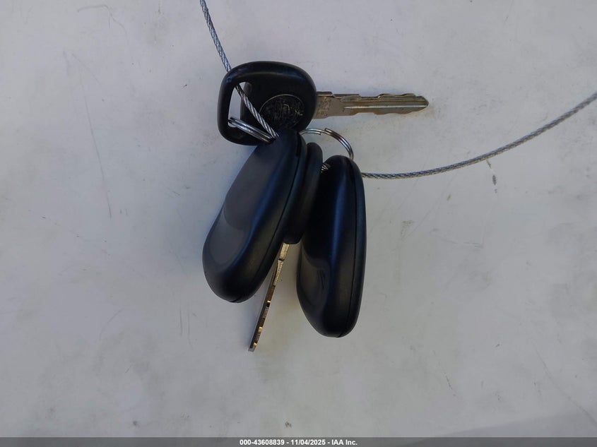 2002 Cadillac Deville Standard VIN: 1G6KD54Y62U107997 Lot: 43608839