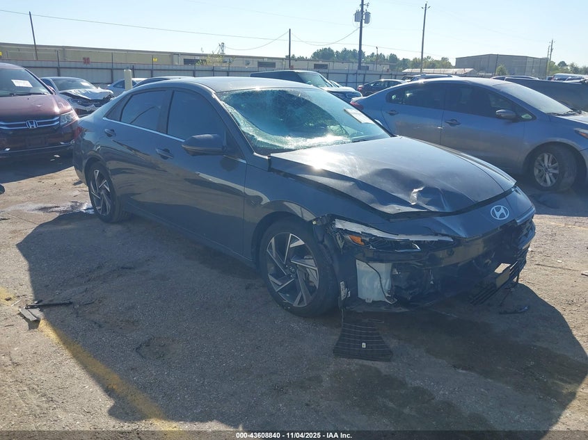 HYUNDAI ELANTRA LIMITED