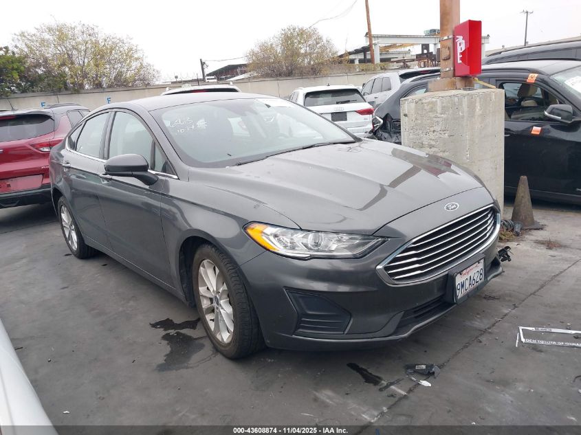 FORD FUSION SE