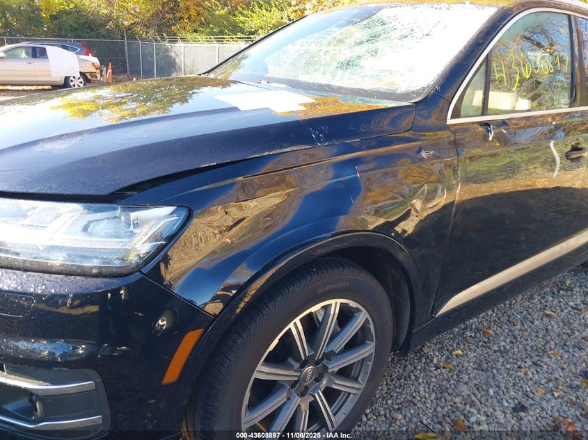 2017 Audi Q7 3.0T Premium VIN: WA1LAAF72HD005350 Lot: 43608897