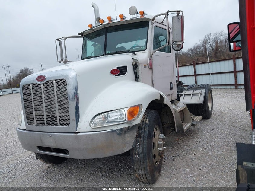 2XPLAD7X26M630729 2006   photo no. 2