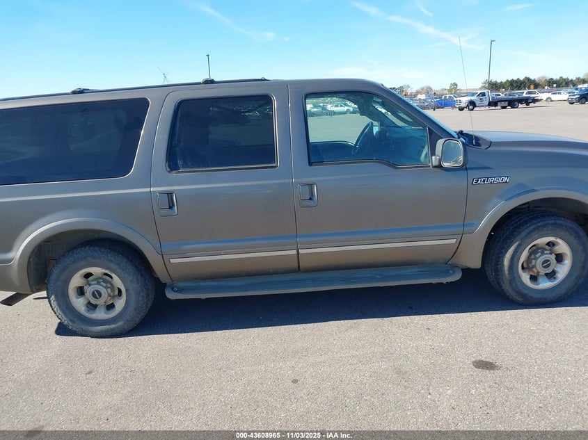 2004 Ford Excursion Limited VIN: 1FMNU42S44EB57700 Lot: 43608965